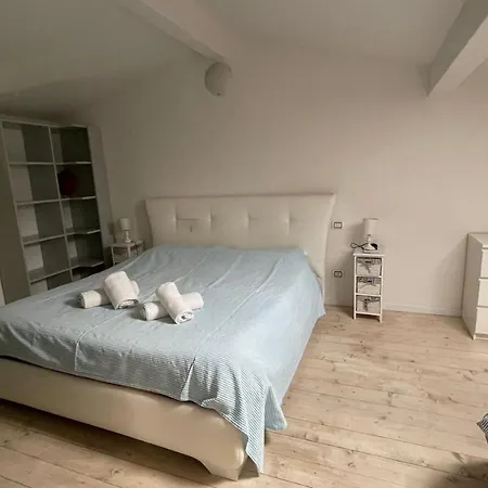 New Flat Sole E Luna Apartment Peschiera del Garda